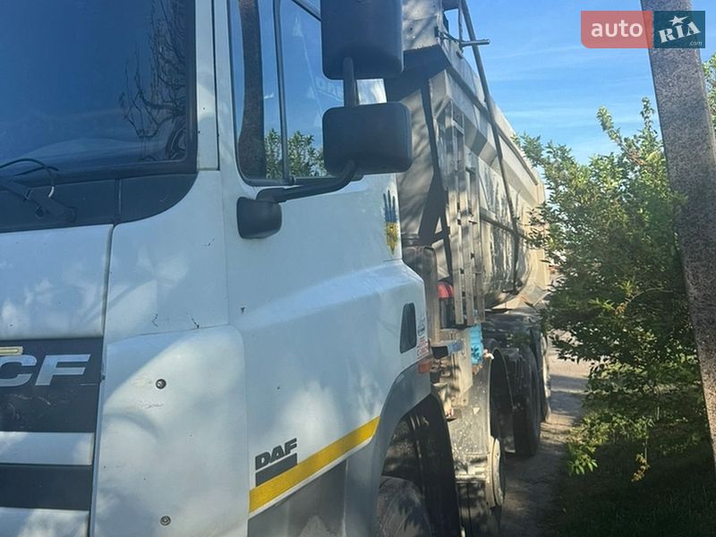 Самосвал DAF CF 2004 в Львове