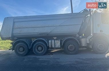 Самосвал DAF CF 2004 в Львове