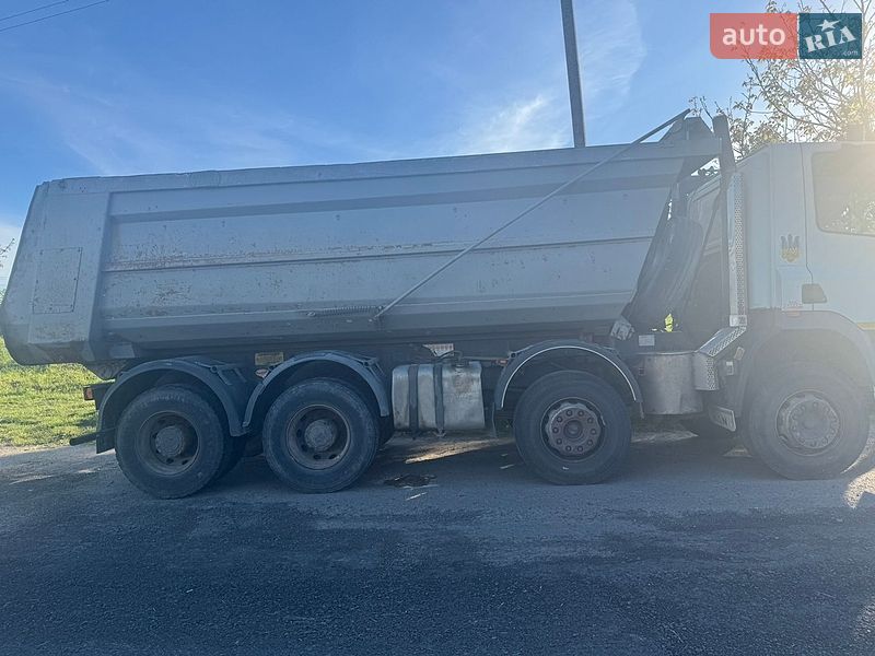 Самосвал DAF CF 2004 в Львове