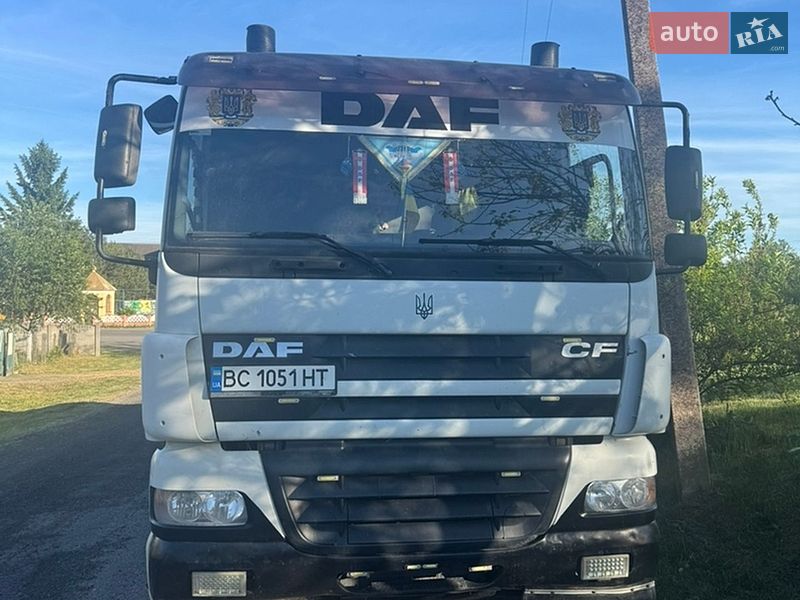 Самосвал DAF CF 2004 в Львове