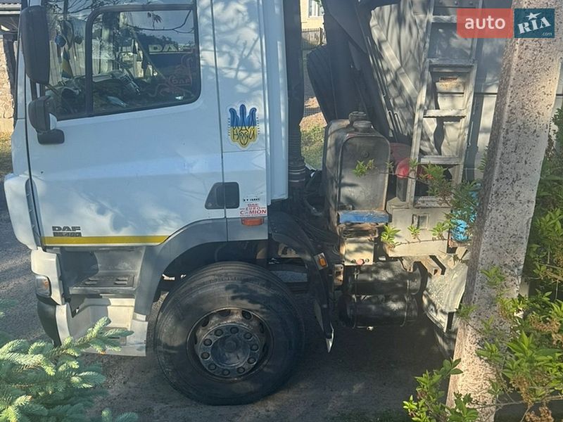 Самосвал DAF CF 2004 в Львове