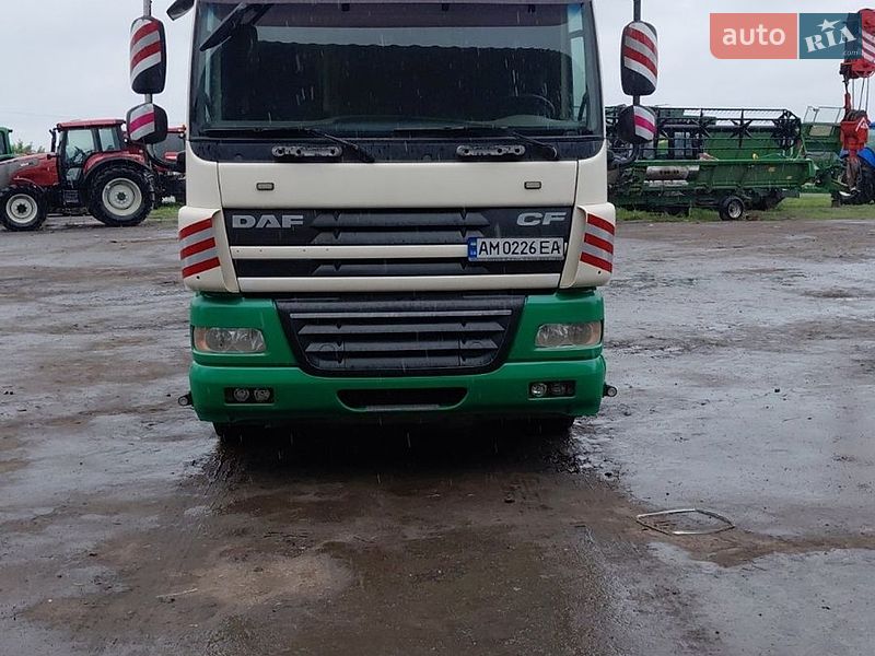 Контейнеровоз DAF CF