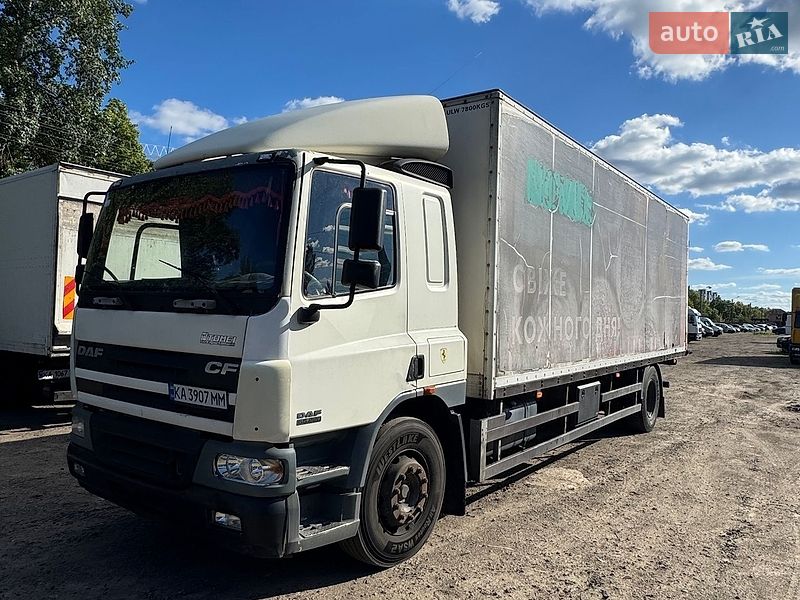 Вантажний фургон DAF CF