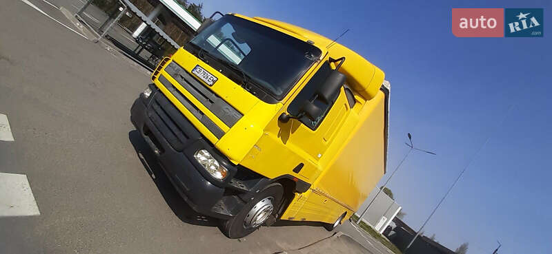 Грузовой фургон DAF FA