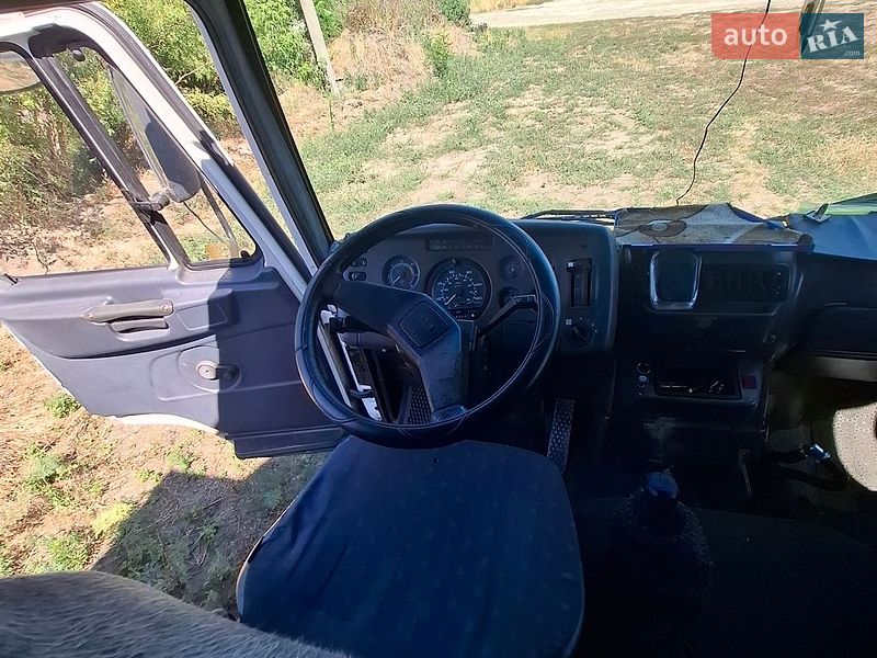 Грузовой фургон DAF FA 2001 в Кропивницком
