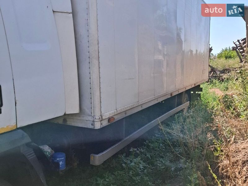 Грузовой фургон DAF FA 2001 в Кропивницком