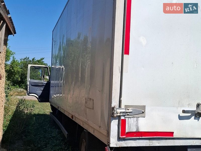 Грузовой фургон DAF FA 2001 в Кропивницком