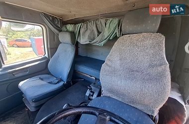Грузовой фургон DAF FA 2001 в Кропивницком