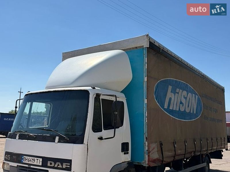 Тентований DAF FA