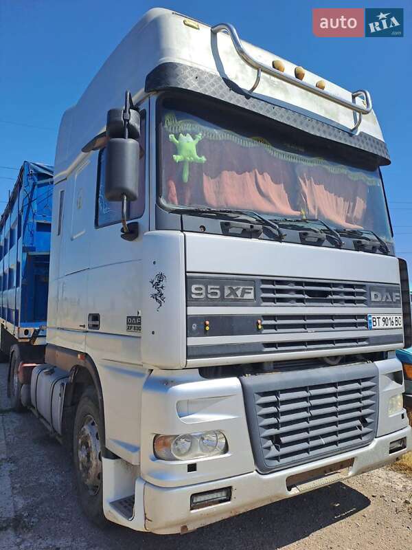 Зерновоз DAF FT