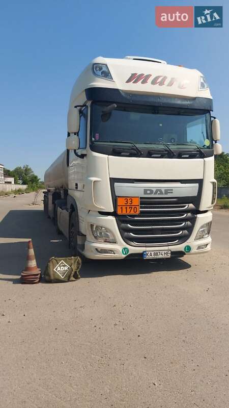 Бензовоз DAF FT