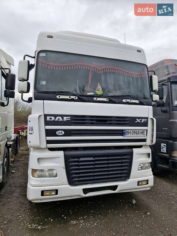Тягач DAF FT