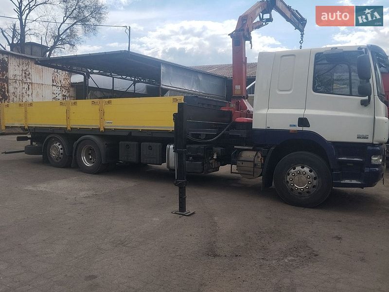 Контейнеровоз DAF FT