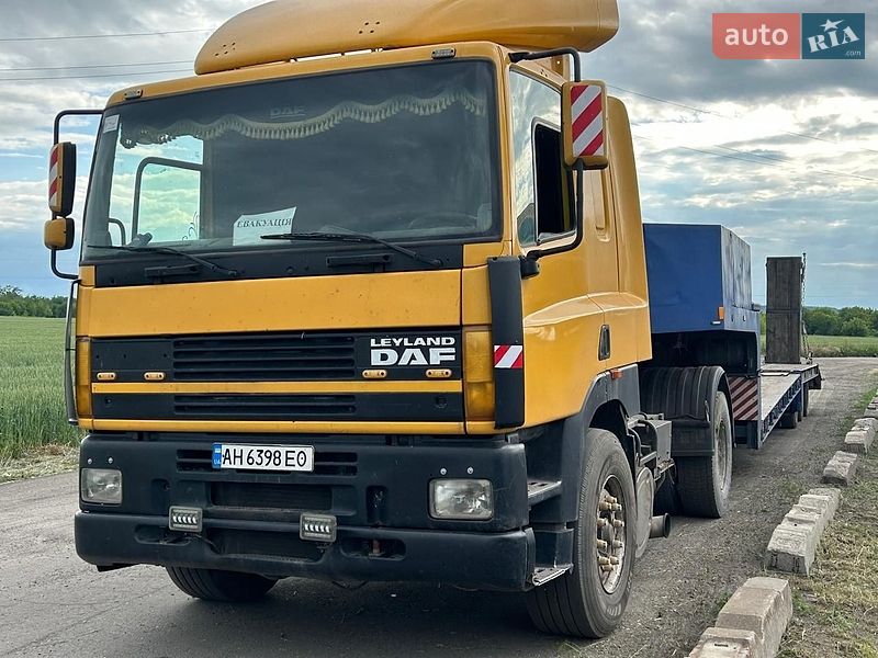 Тягач DAF FT 2001 в Кам'янському