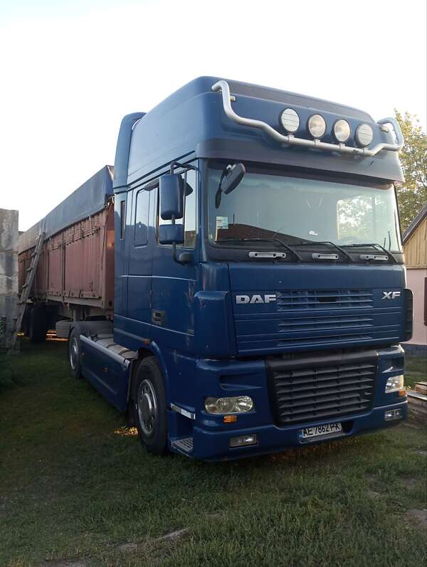 Грузовики DAF FX