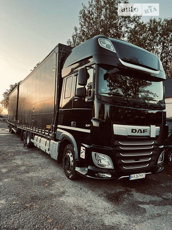 Тентований DAF FX