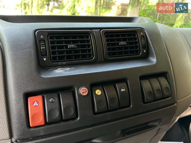Рефрижератор DAF LF 2011 в Рівному
