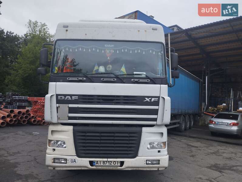 Тентований DAF TE