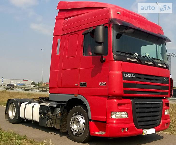 Тягач DAF XF 105