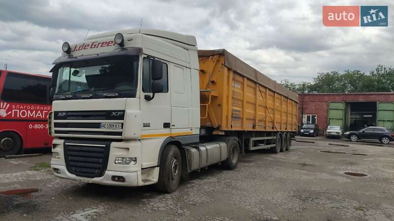 Тягач DAF XF 105