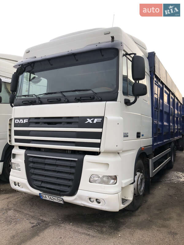 Контейнеровоз DAF XF 105