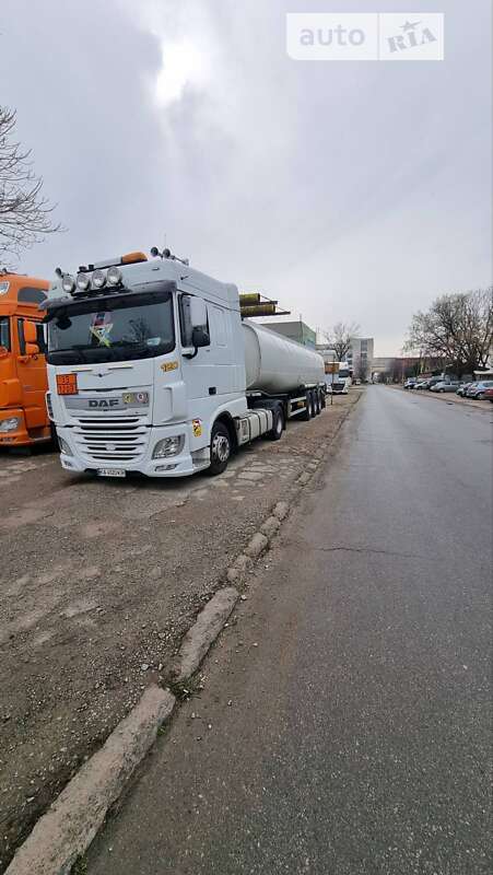 Бензовоз DAF XF 106