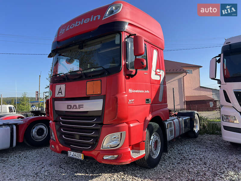 Тягач DAF XF 106
