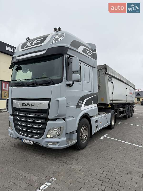 Самоскид DAF XF 106