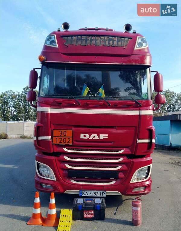 Бензовоз DAF XF 106