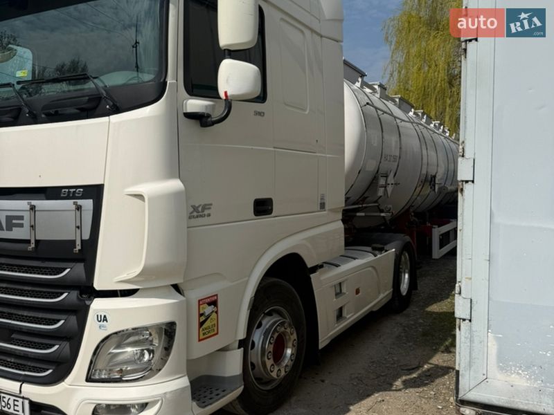 DAF XF 106