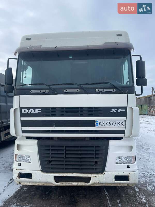 Контейнеровоз DAF XF 95.430
