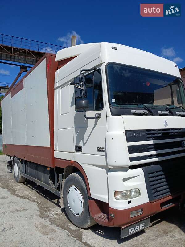 Грузовой фургон DAF XF 95.480
