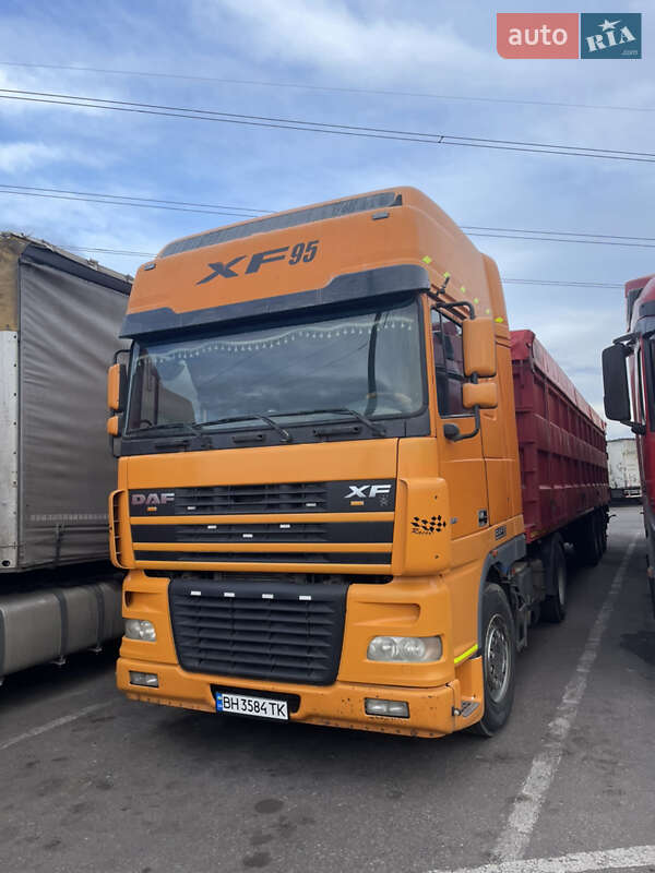 Зерновоз DAF XF 95