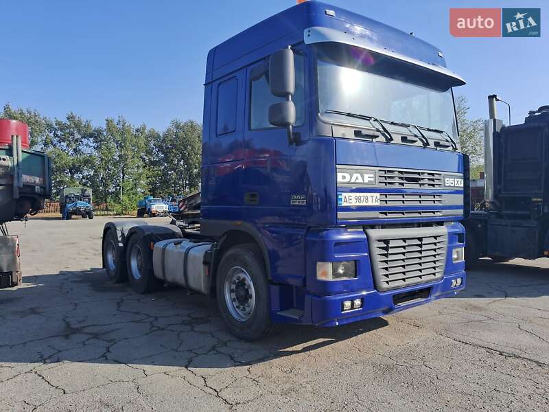 Тягач DAF XF 95