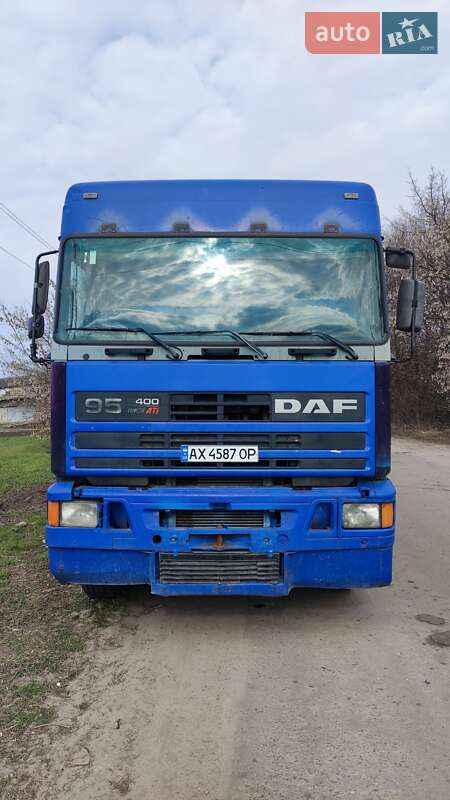 Вантажний фургон DAF XF 95