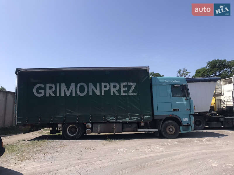 Вантажний фургон DAF XF 95