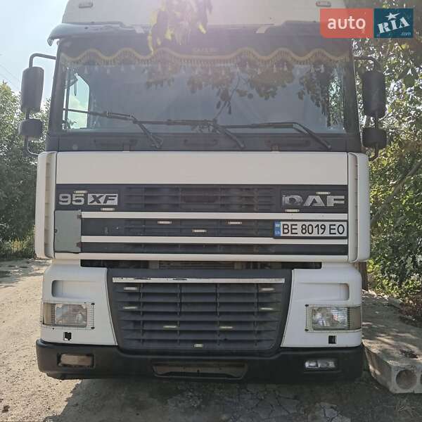 Борт DAF XF 95