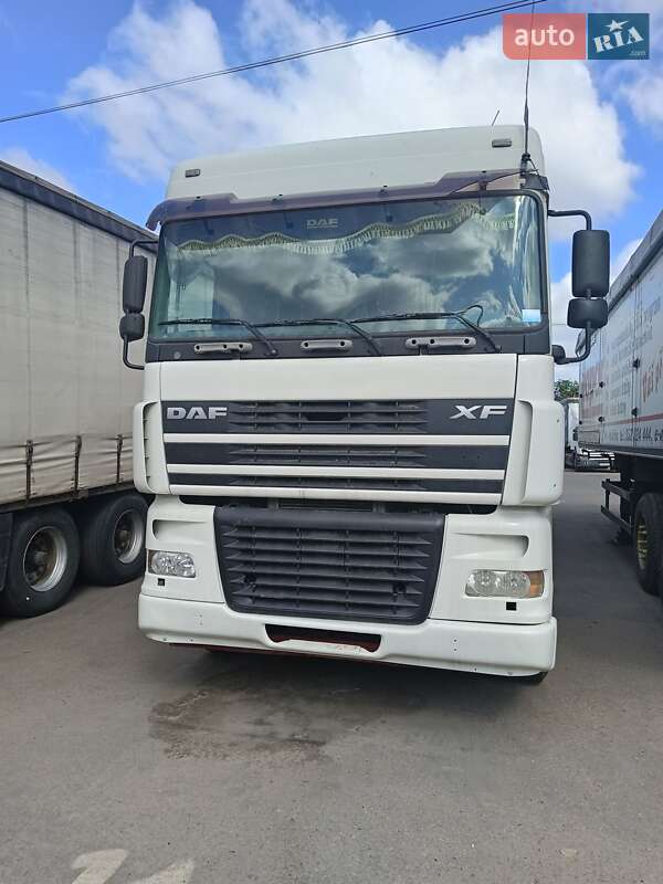 Зерновоз DAF XF 95