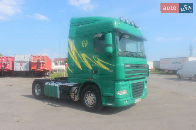 Тягач DAF XF 2011 в Хусте