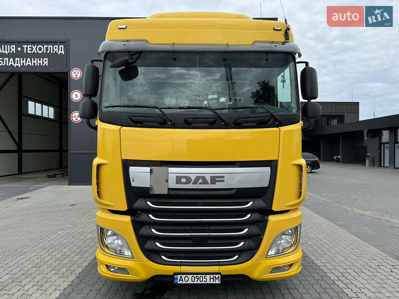 Тягач DAF XF