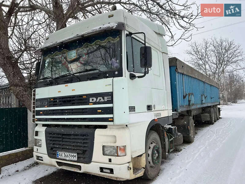 Зерновоз DAF XF