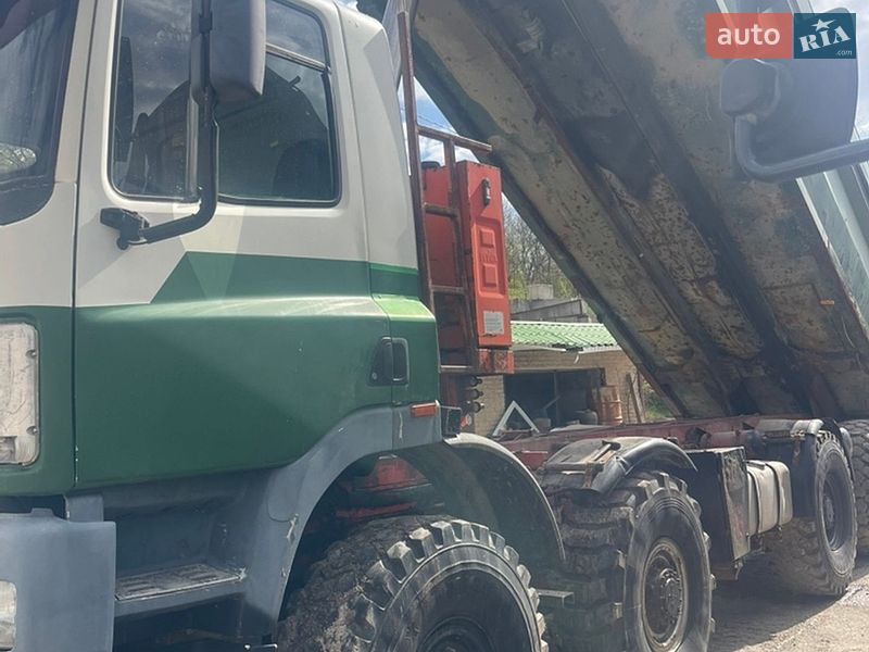 Самоскид DAF XF 2000 в Дніпрі
