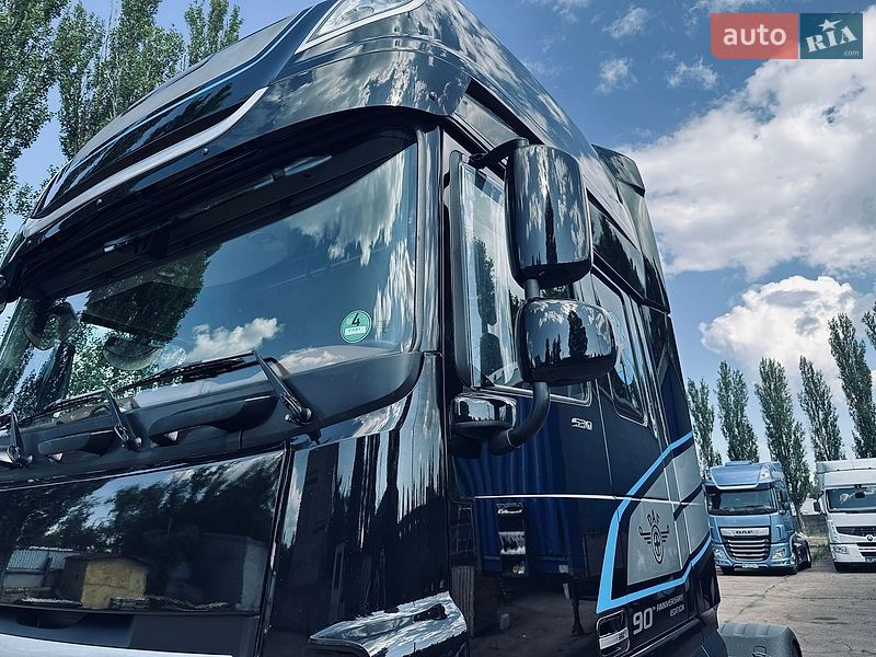 Тягач DAF XF 2018 в Киеве