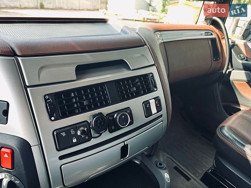 Тягач DAF XF 2018 в Киеве
