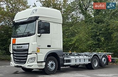 Контейнеровоз DAF XF 2021 в Полтаві Контейнеровоз DAF XF 2021 в Полтаві