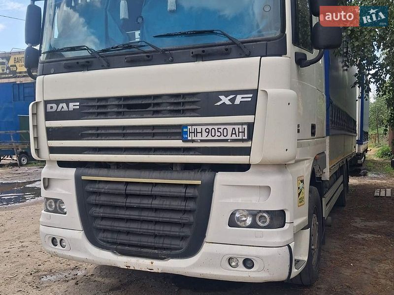 Тентований DAF XS47