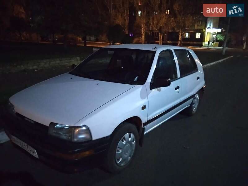 Легковые Daihatsu Charade