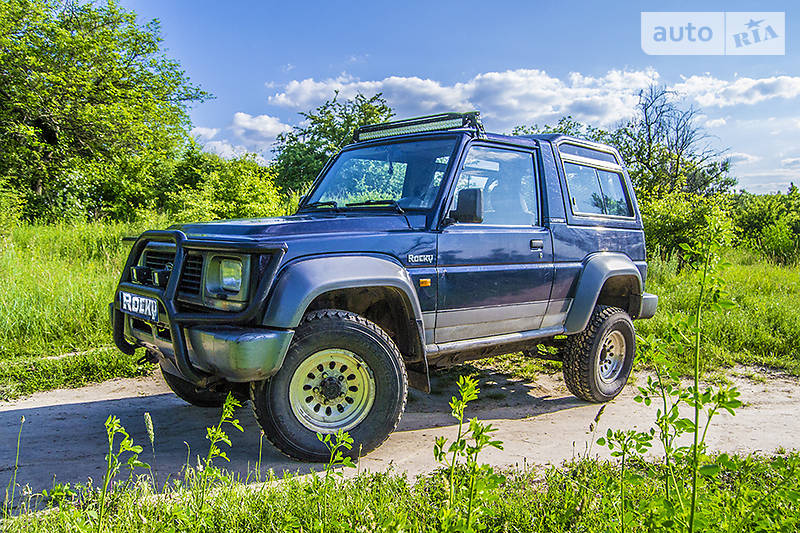 Daihatsu Rocky 1988 року