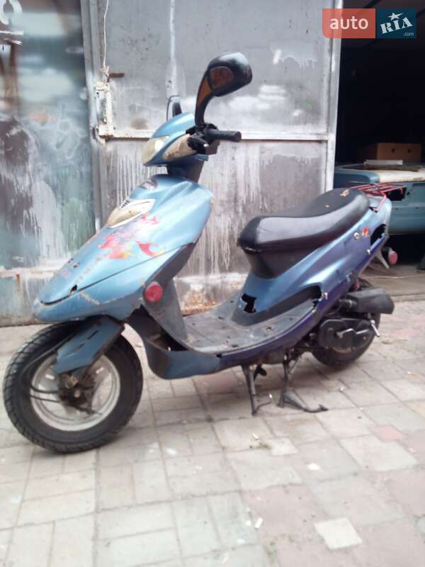 Скутер Defiant