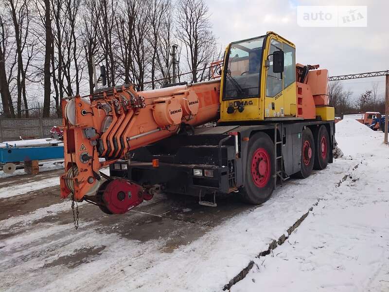 Автокран Demag AC